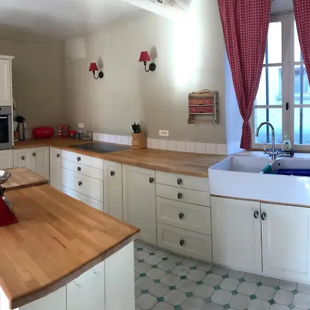 Cozy Holiday In Rilly-sainte-syre With Private Pool